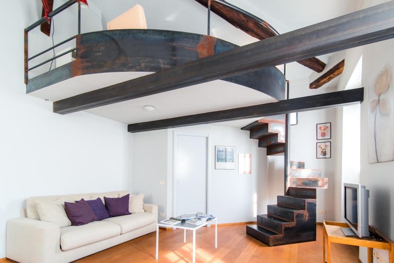 Ferienwohnung Antica Via Volta - The House Of Travelers Como Exterior foto