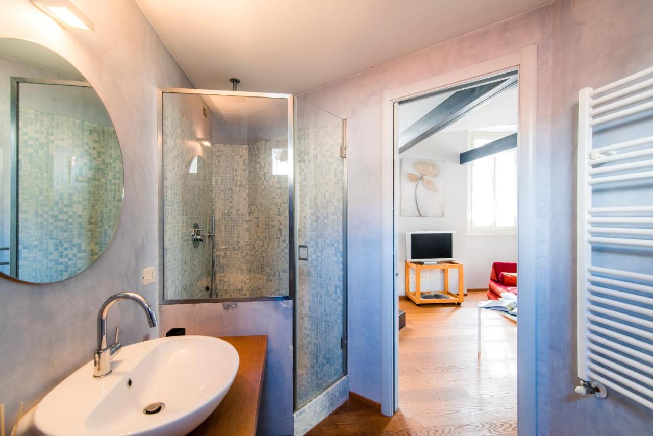 Ferienwohnung Antica Via Volta - The House Of Travelers Como Exterior foto