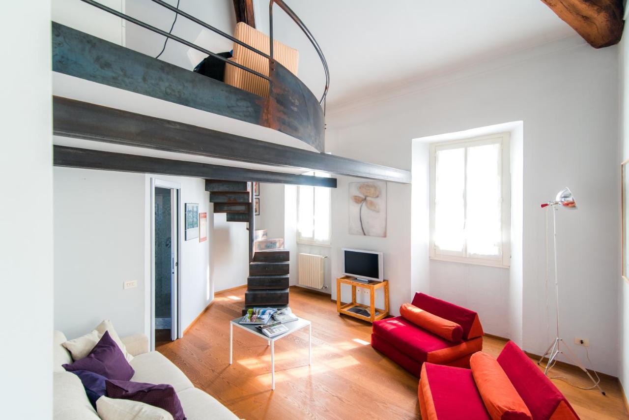 Ferienwohnung Antica Via Volta - The House Of Travelers Como Exterior foto