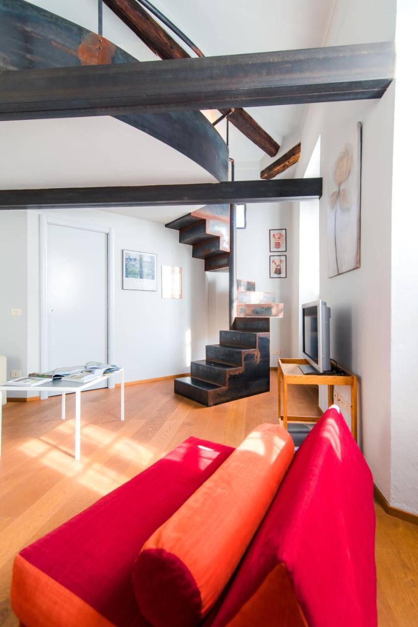 Ferienwohnung Antica Via Volta - The House Of Travelers Como Exterior foto
