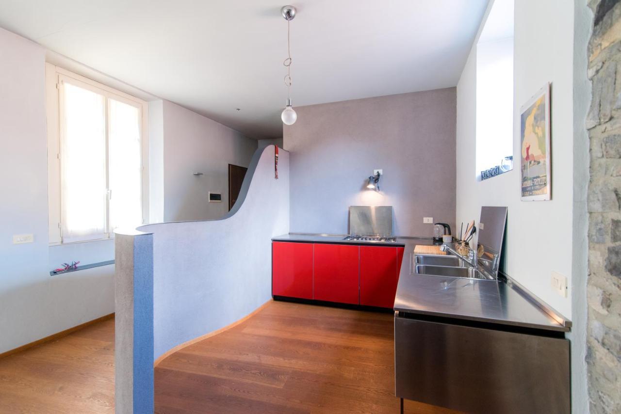 Ferienwohnung Antica Via Volta - The House Of Travelers Como Exterior foto